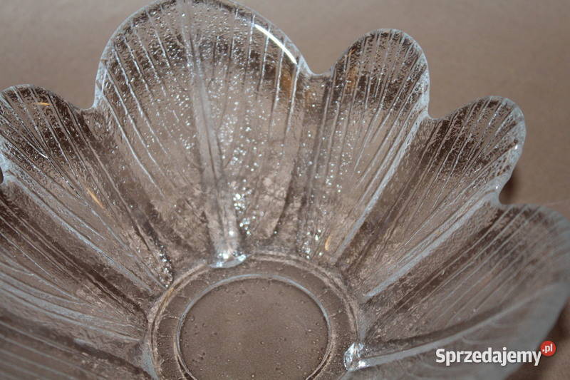 Szklana miska patera w kształcie kwiatka 1505 Porcelana i szkło zachodniopomorskie Szczecin