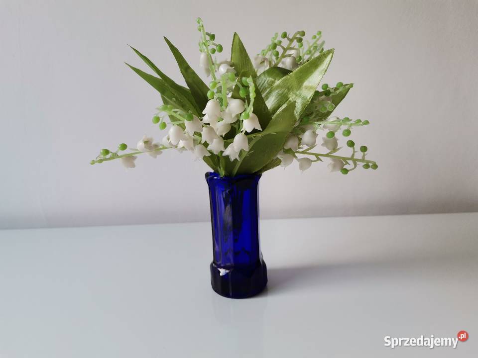 Stary mały niebieski wazon 2108 szkło kobaltowe Katowice