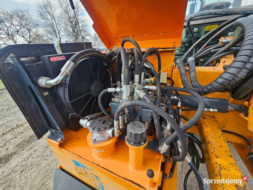 Ciągnik Renault Ergos 456 z kosiarką bijakową Krzykosy