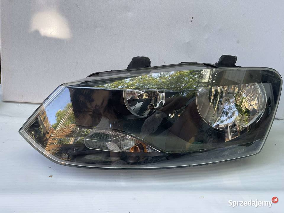 VW POLO 6R LEWA LAMPA PRZÓD wielkopolskie Ostroróg