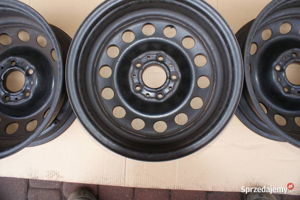Felgi stalowe 7Jx16 5x120x726 ET31 BMW 3 F30 F31 Nozdrzec