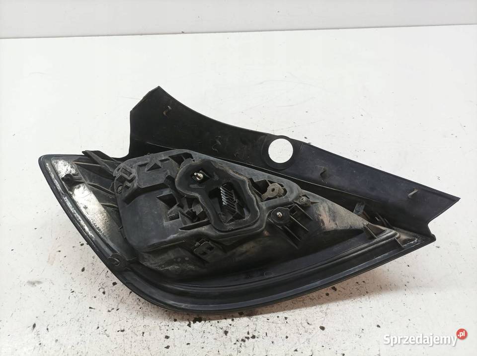 LAMPA TYŁ PRAWA 5D HB 342691834 Opel Astra III Lampy tylne