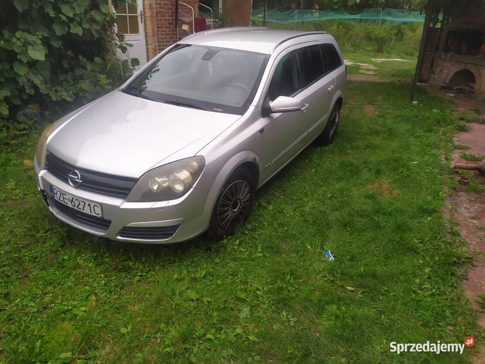 Opel Astra h 18 hak lpg podkarpackie Zaleszany