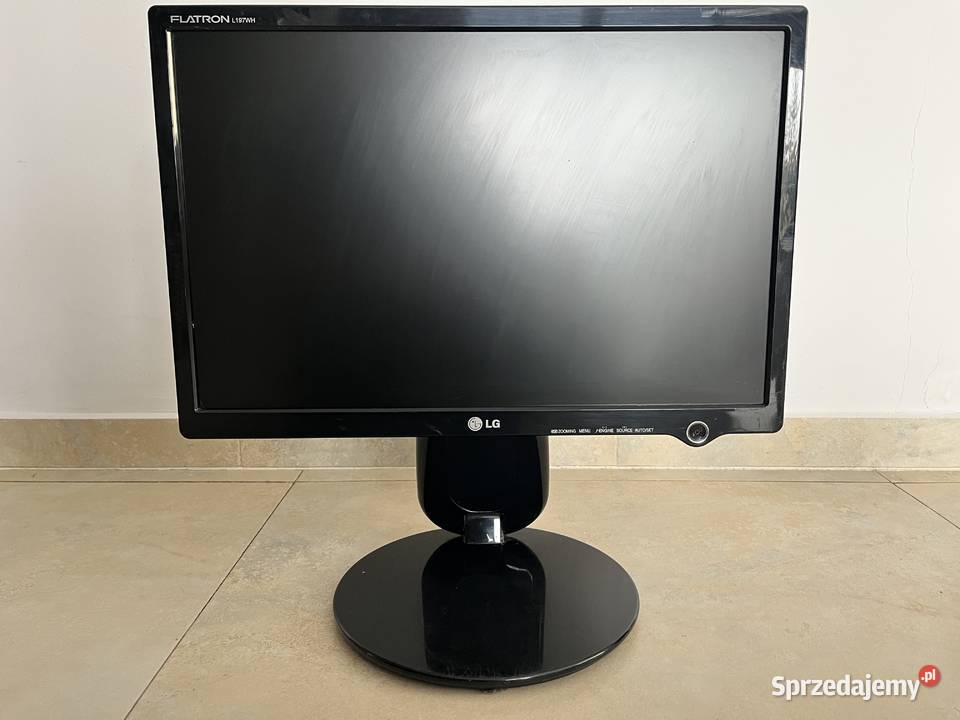 Monitor LG FLATRON L197WHPF 19 gracza retro