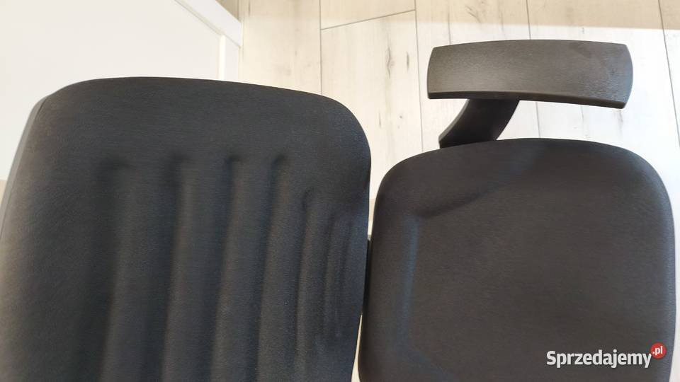2 Ergonomiczne krzesło biurowe Nowy Styl Master