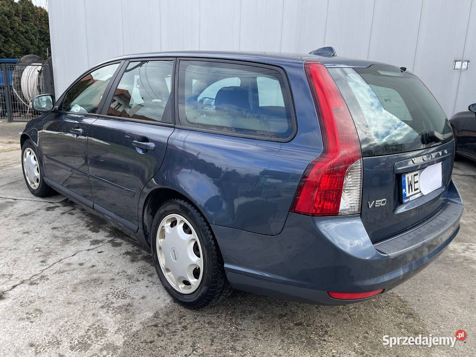 Sprzeda Volvo V50 20D 2010 136 przebieg 161 000 serwisowany w ASO Warszawa