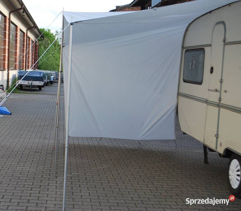 Przedsionek letnik 670 DASZEK 470 z 1nym bokiem Grzebowilk sprzedam