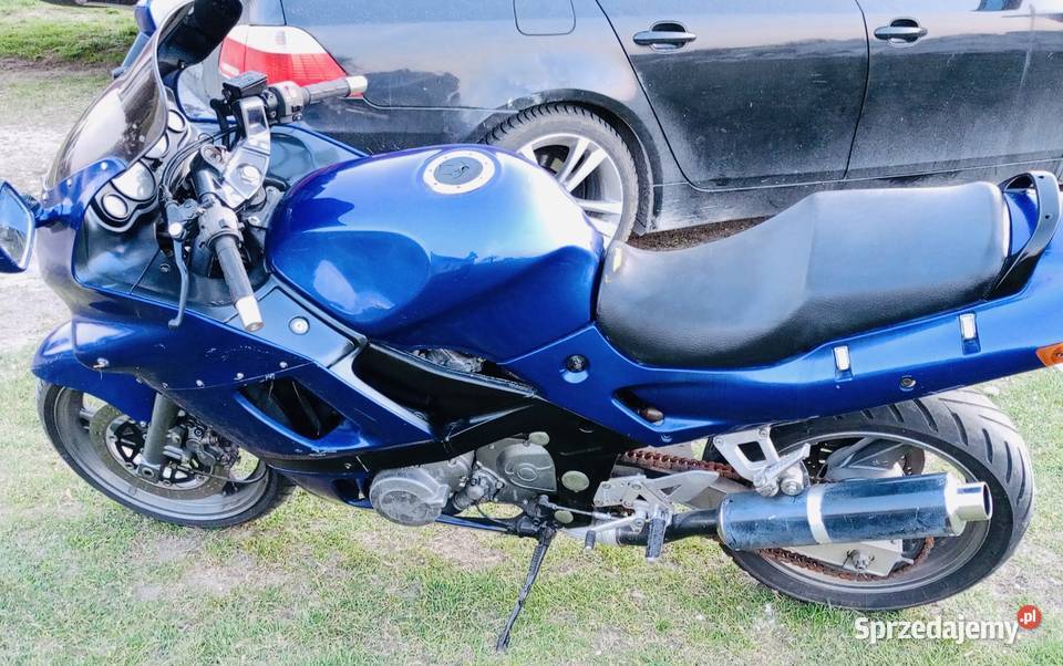 KAWASAKI ZR7 naked 1999 super stan bezwypadkowy