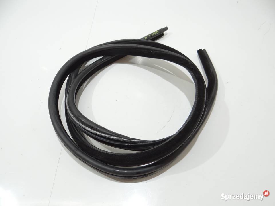 USZCZELKA LEWY PRZÓD BMW E61 7033774 Uszczelki Strzyżewice sprzedam