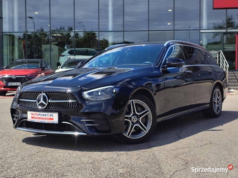 MercedesBenz Klasa E 2021r Hak Multibeam Temp Kraków