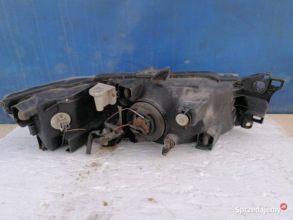 Lampy Przód Komplet Mitsubishi Space Wagon Pogorzelec