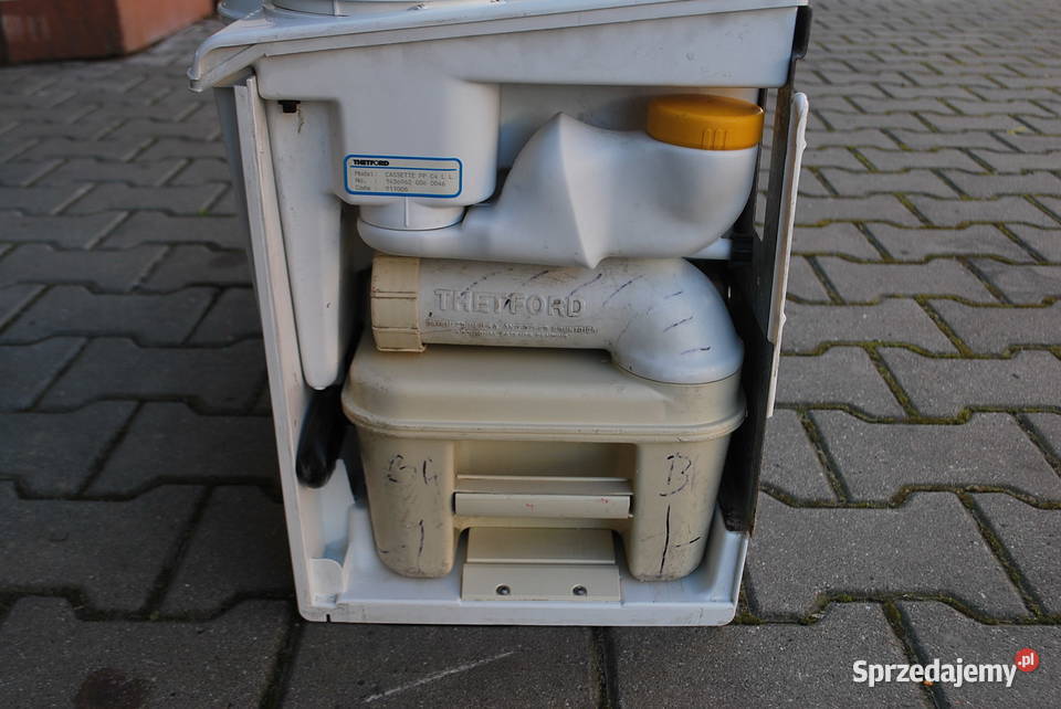 TOALETA THETFORD Z KASETĄ DO KEMPINGUKAMPE Grzebowilk