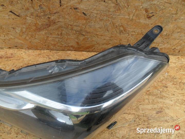 Toyota lampa lewa przednia osobowe