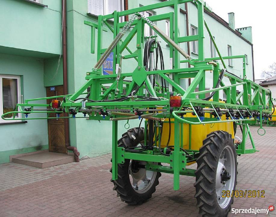 Skotarek Opryskiwacze Polowe Ciągane 1200l 18m nieuszkodzony Kuźnica Zbąska