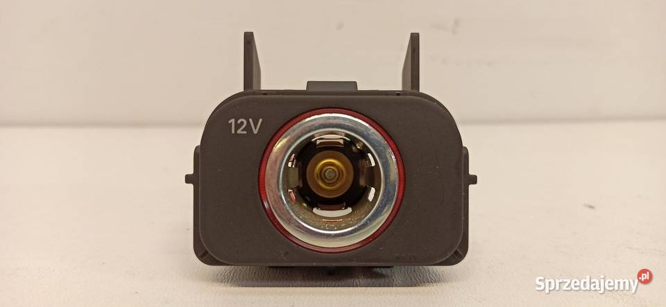 AUDI Q5 GNIAZDO ZAPALNICZKI 8K0919565