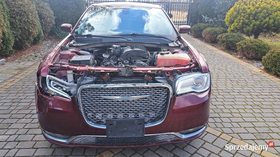 Chrysler 300 36 Benzyna AWD Limited 2016r Lublin