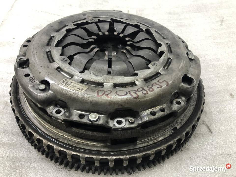 SPRZĘGŁO KOMPLETNE 302053062R DACIA DUSTER II 12 wielkopolskie