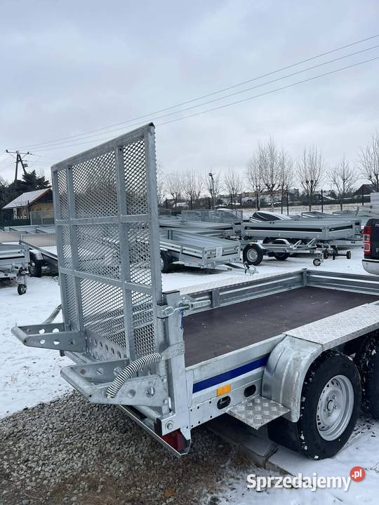 Wiola B2730 Do transportu sprzętu Budowlanego Mysłakowice