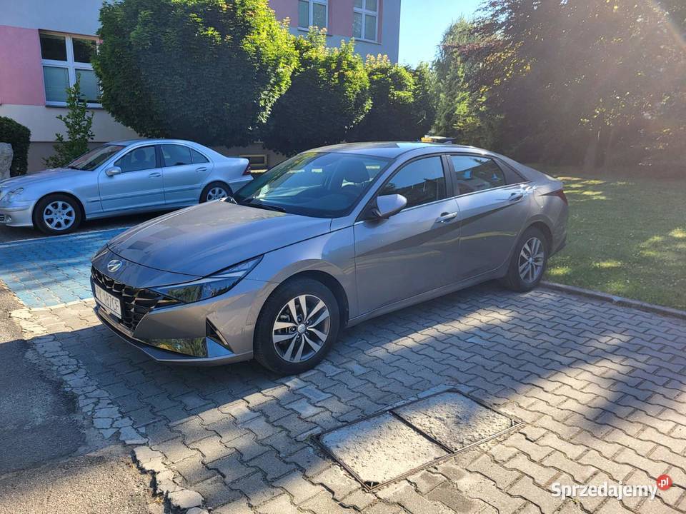 Hyundai Elantra pierwszego właściciela garażowany Ostrowiec Świętokrzyski sprzedam