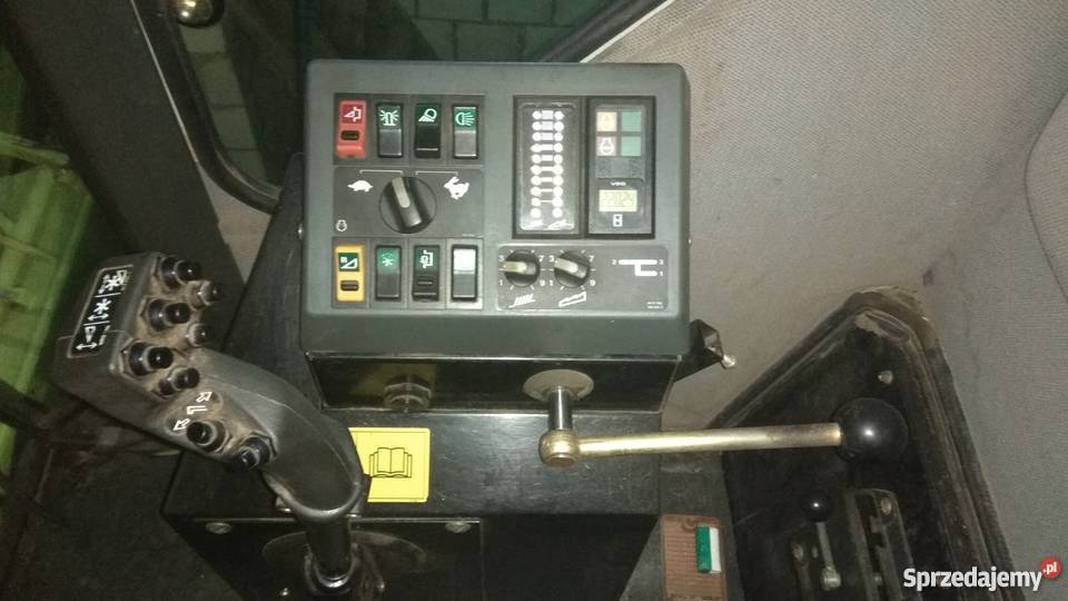 Kombajn Claas Dominator 150 Uchanie