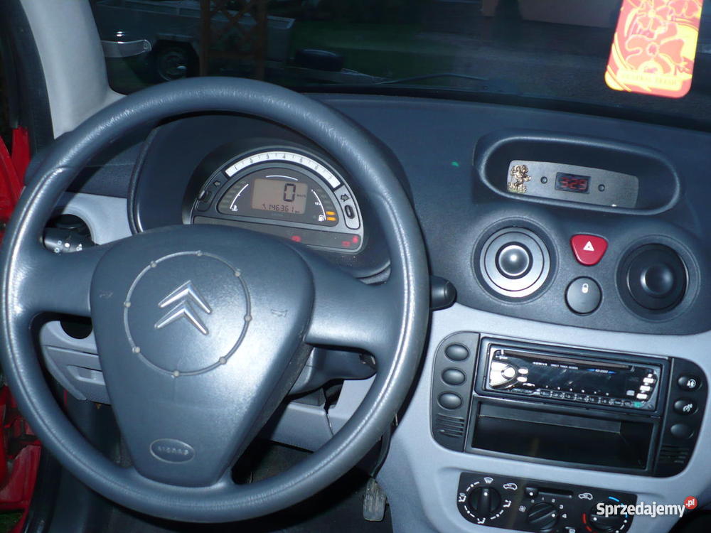 citroen C3 czerwony benzyna Minkowice sprzedam