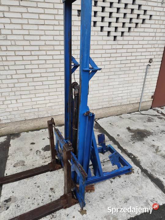 Sprzedam maszt sadowniczy przedni do ursusa c330 nieuszkodzony Maszyny rolnicze