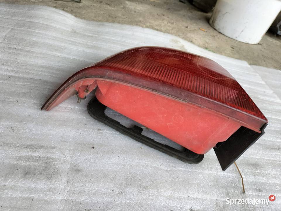 Volkswagen Bora LAMPA TYŁ TYLNA LEWA osobowe lubelskie Kamień-Kolonia