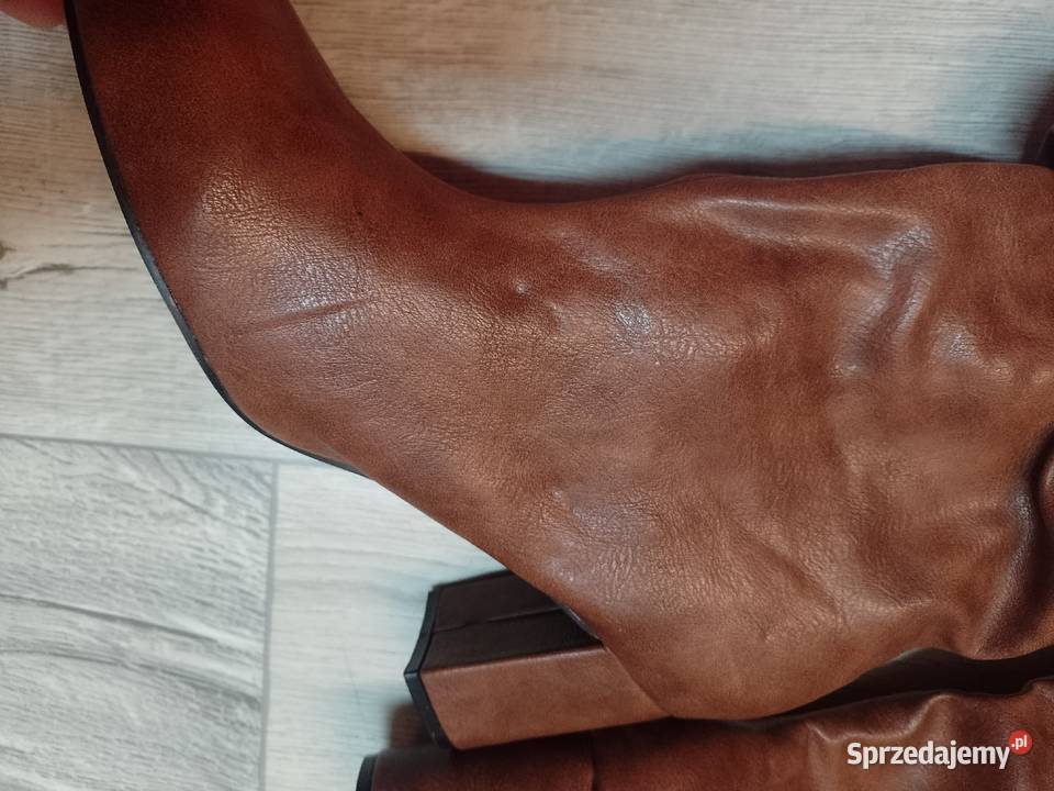 4142 Brązowe bogato zdobione ćwiekami Kozaki małopolskie Kraków