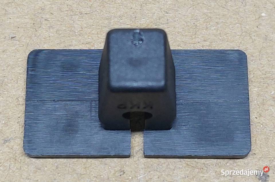 SPINKA MOCOWANIE SPOILERA PROGU VW GOLF III Wyposażenie wnętrza Mielęcin