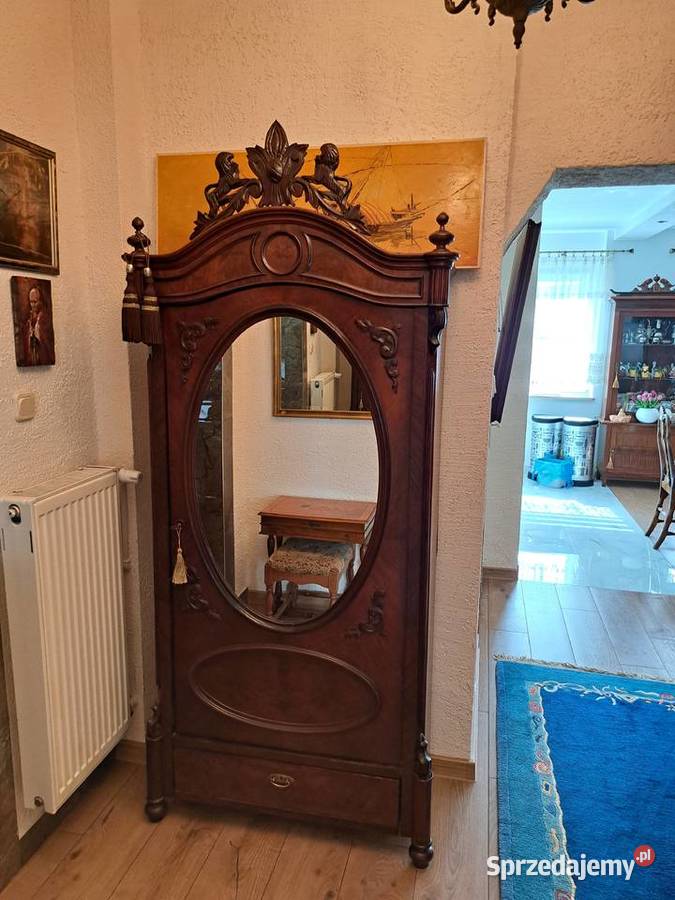 Piękna bieliźniarka z lustrem eklektyzm Meble Myślibórz