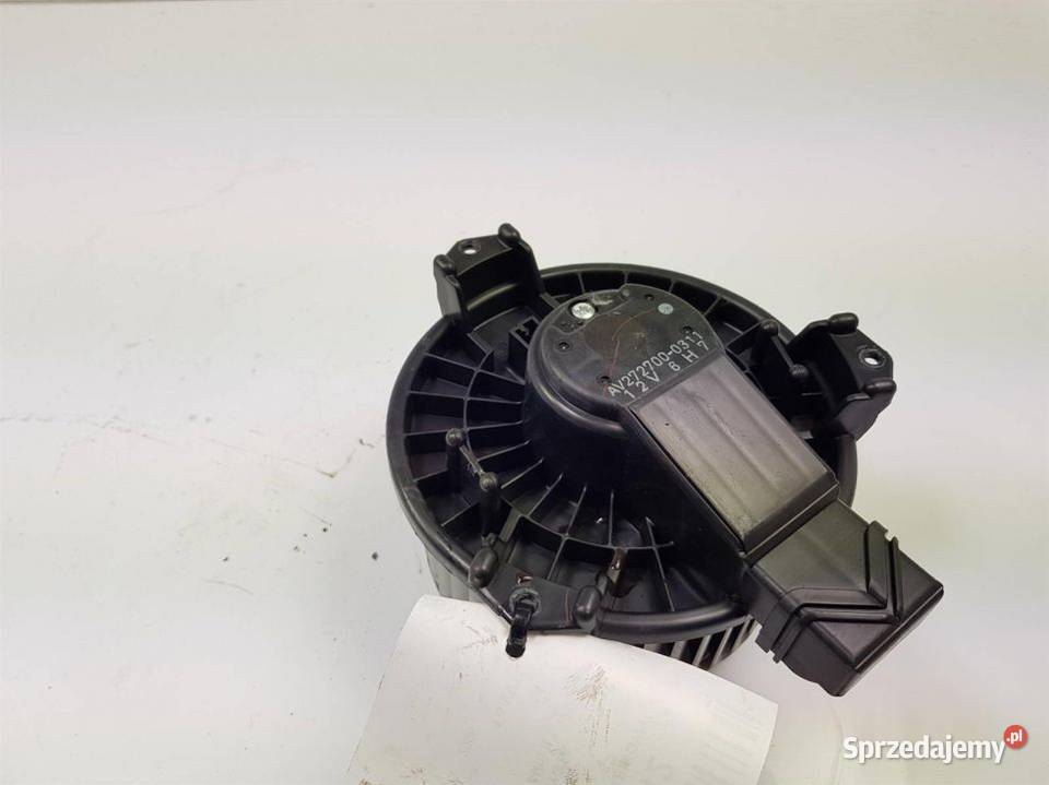 WENTYLATOR KABINOWY AV2727000311 TOYOTA YARIS II