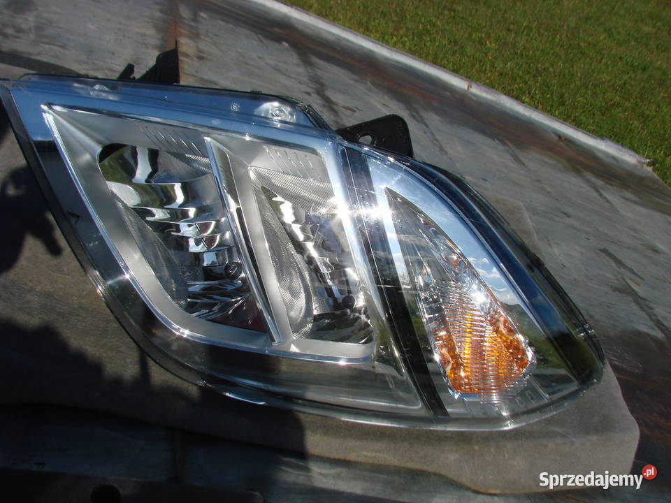 Nissan NV400 Interstar reflektor ORG EU Lampy przednie sprzedam