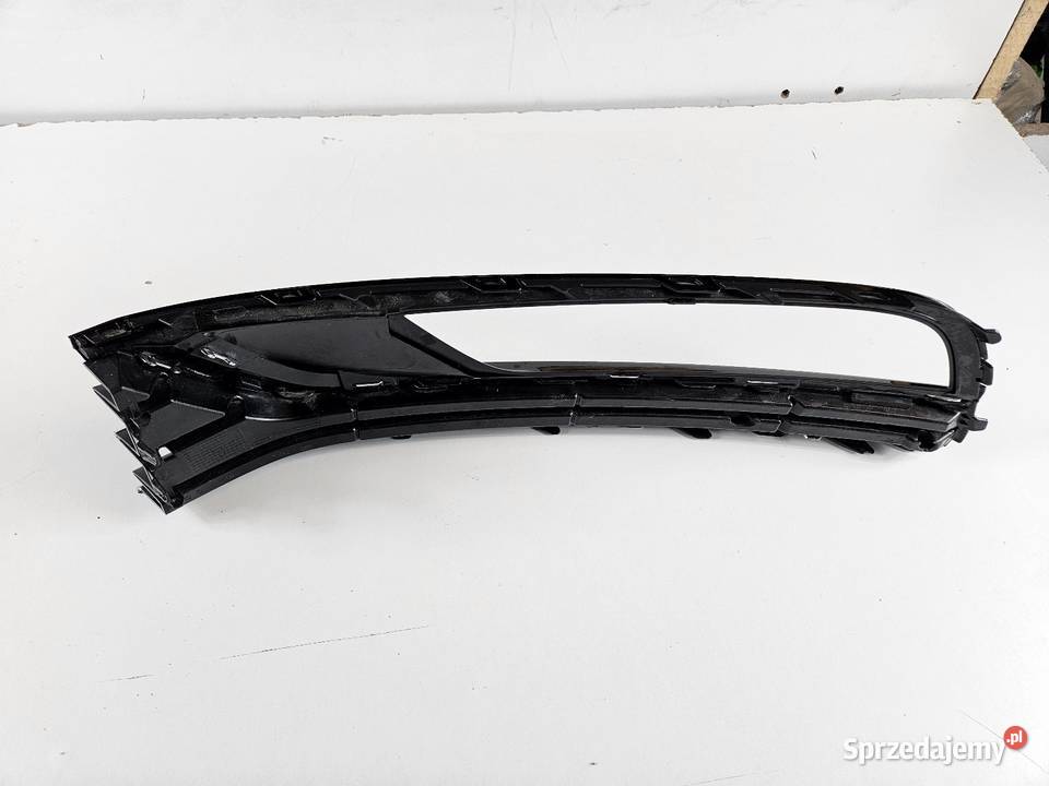 VW PASSAT B7 3AA KRATKA PRAWA ZDERZAKA PRZÓD Atrapy Międzychód