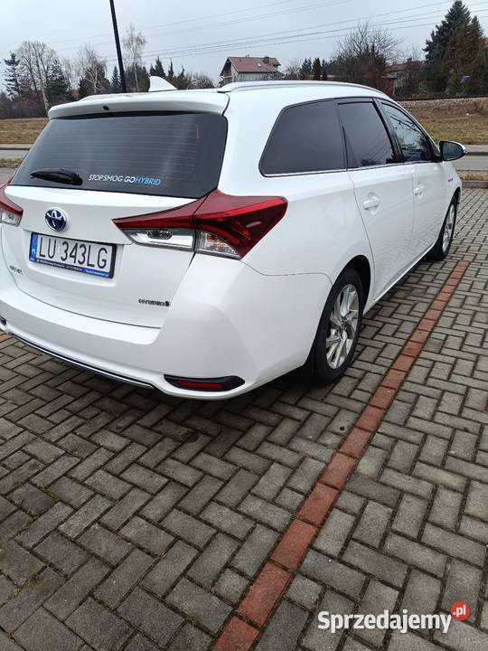 Toyota Auris 18 Premium hybryd CNG 2018 kombi