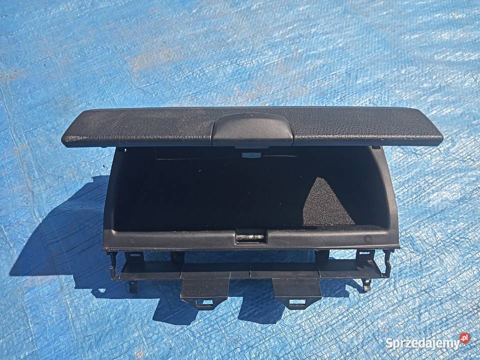 Schowek kokpitu Mazda 6 GG GY osobowe Sandomierz