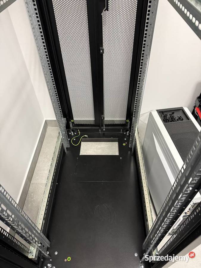 Szafa stojąca 19 MIRSAN MRGTV46U61DE01 stan dolnośląskie Wrocław