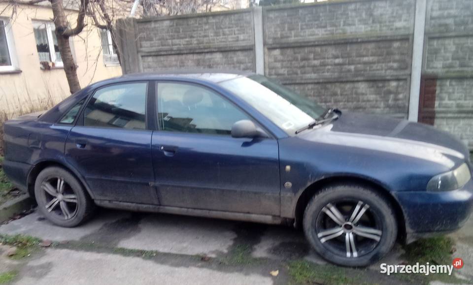 Audi A4 B5 A4 Warnice