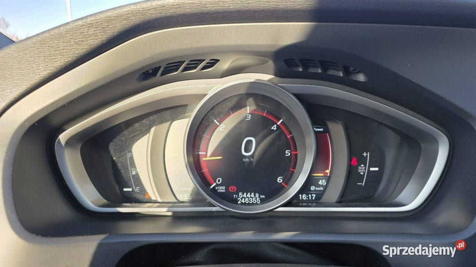 Volvo V40 R DESIGN duza navi camera cofania II diesel Lębork