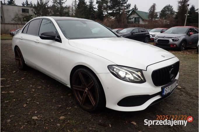 MERCEDESBENZ E 220 D 2019 195000 ccm 195 Klasa E