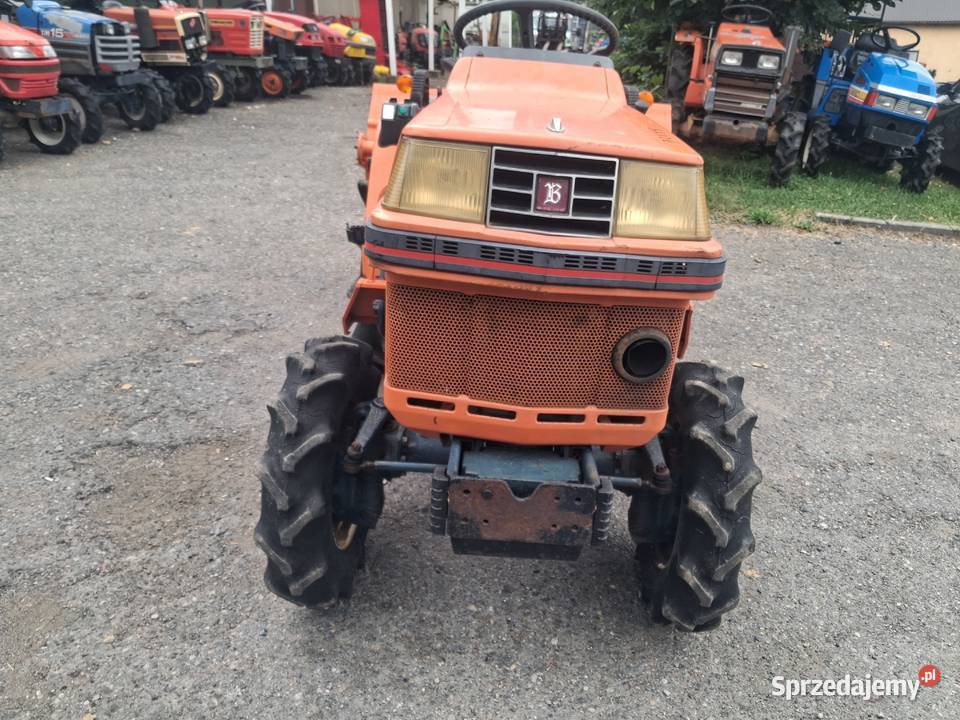 Kubota b114 Konary