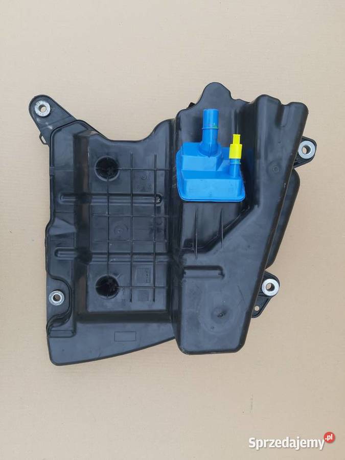 AUDI A4 B9 ZBIORNIK ADBLUE POMPA 8W0131878AC Bieleń sprzedam