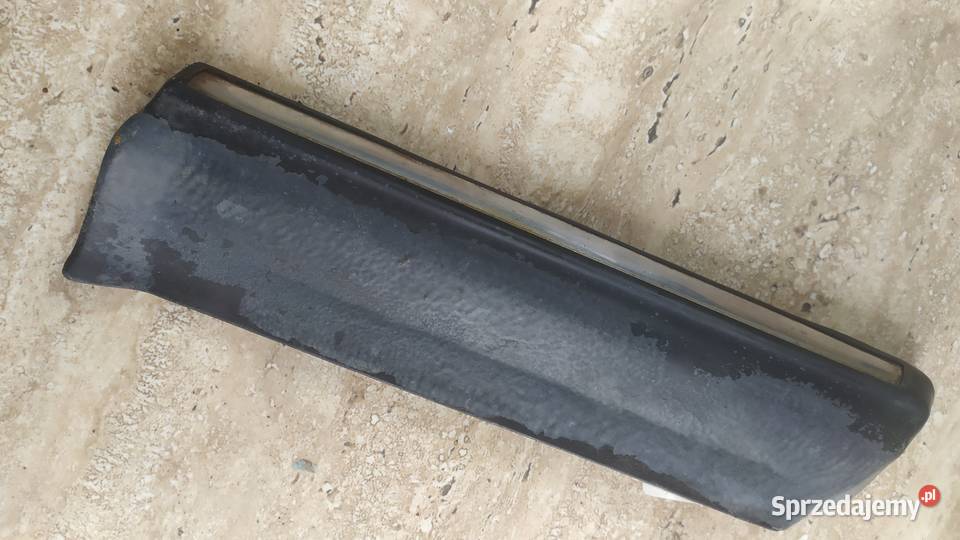 Mercedes W123 Listwa błotnika przód prawa dolna Łagiewniki