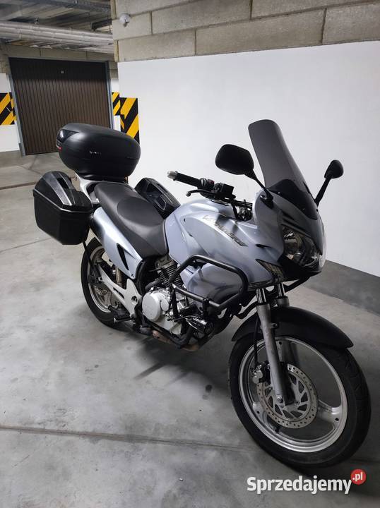 Honda VARADERO 125 XL125V 15 Możliwość jazdy bez Białystok sprzedam