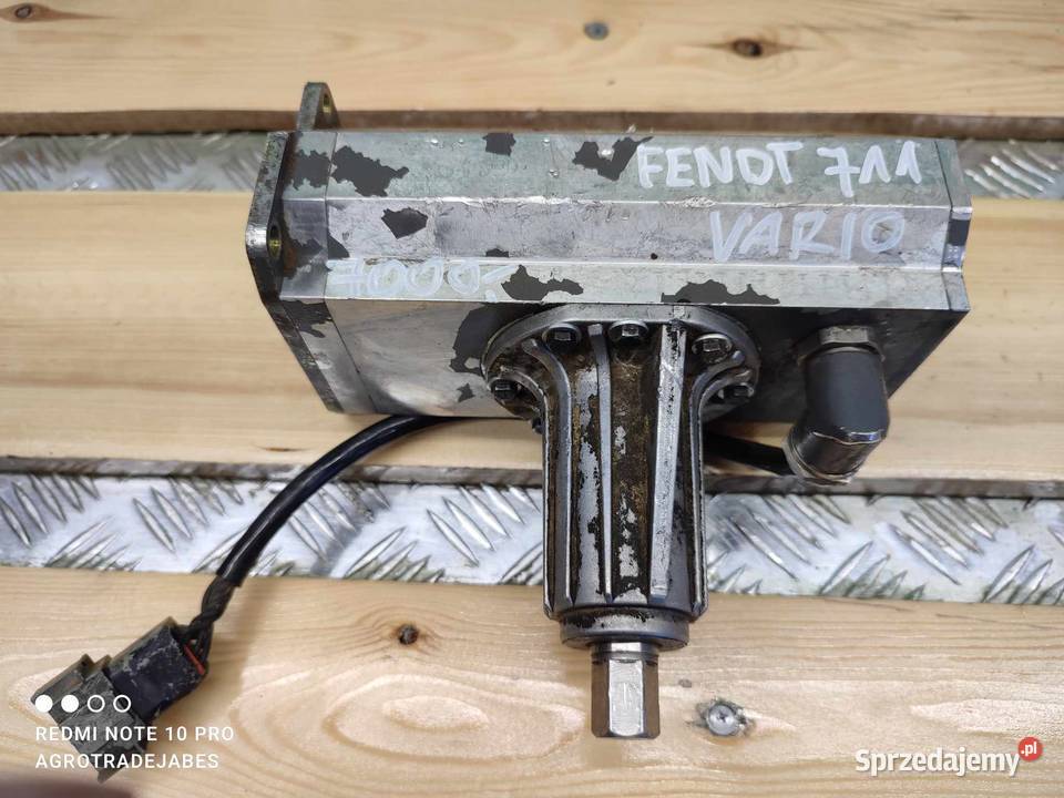 Silniczek nastawny Fendt 711 Vario G411971160015 Wilkowo