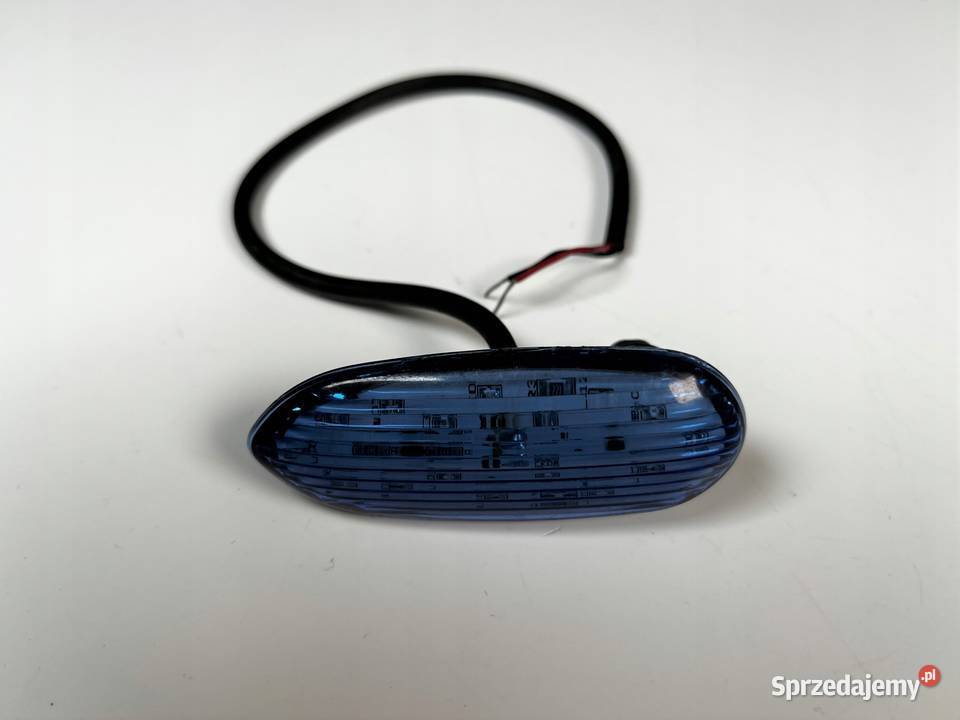 Motocyklowy kierunkowskaz LED na owiewkę