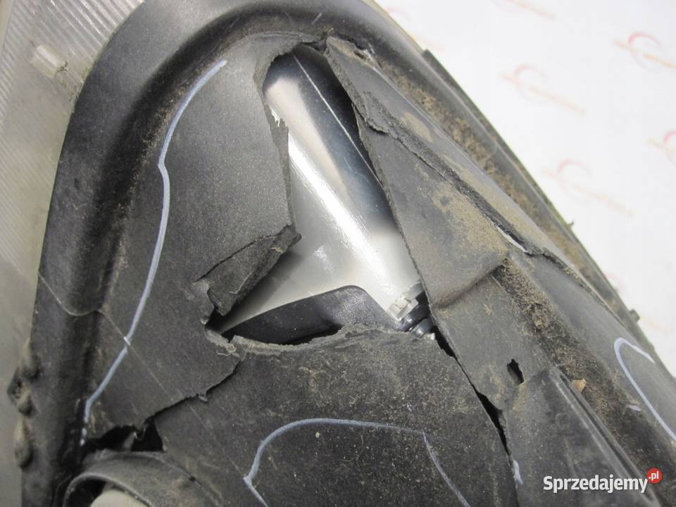 PORSCHE CAYENNE 32 B 05r lampa prawa przód Kielce