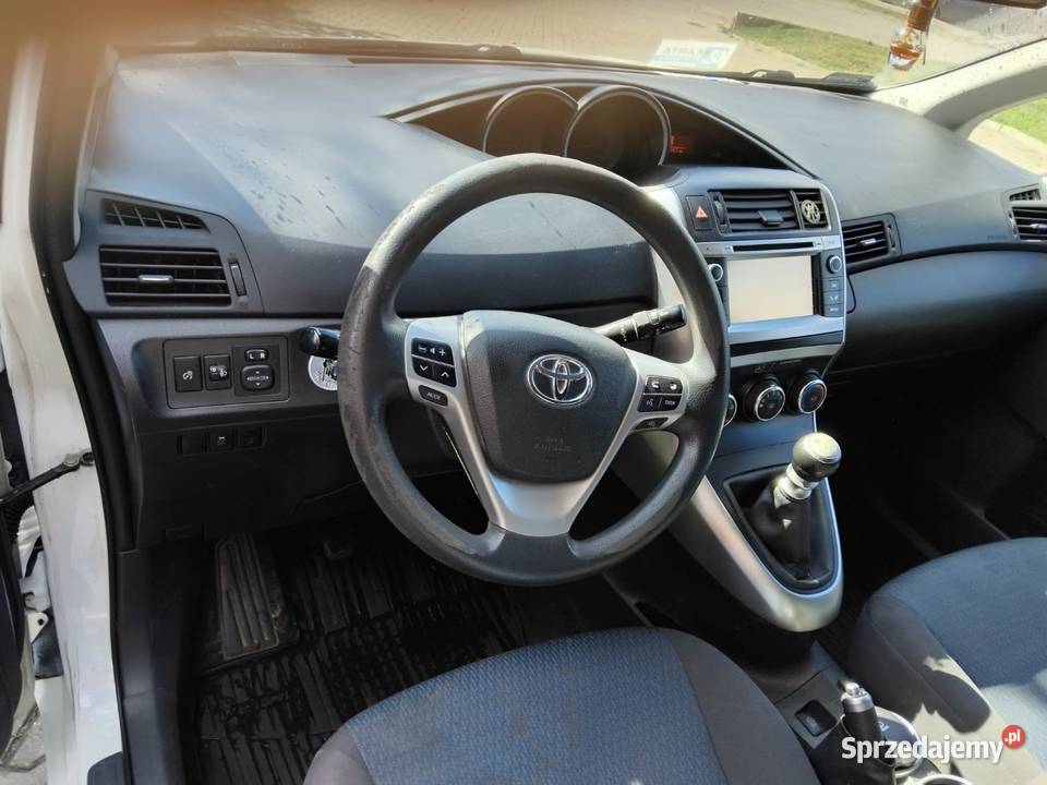 Toyota Verso 16 D4D Polski Salon Pełen serwis nieuszkodzony Wschowa
