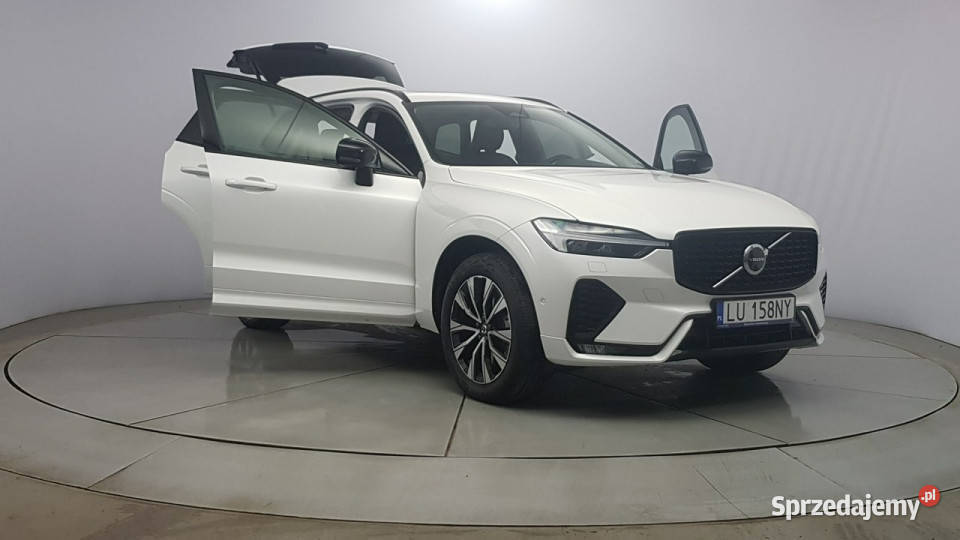 Volvo XC 60 B5 D AWD Plus Dark Z Polskiego 1969cm3 mazowieckie Warszawa