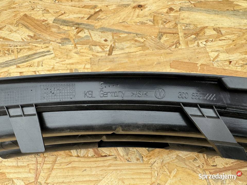 Kratka zderzaka przód prawa Passat b6 bez Międzychód