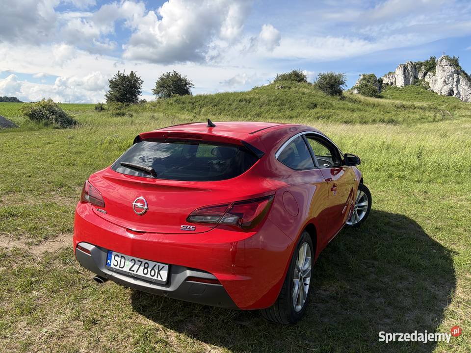 Opel Astra J 20 GTC CDTI 2012 nowy rozrząd sprzedam